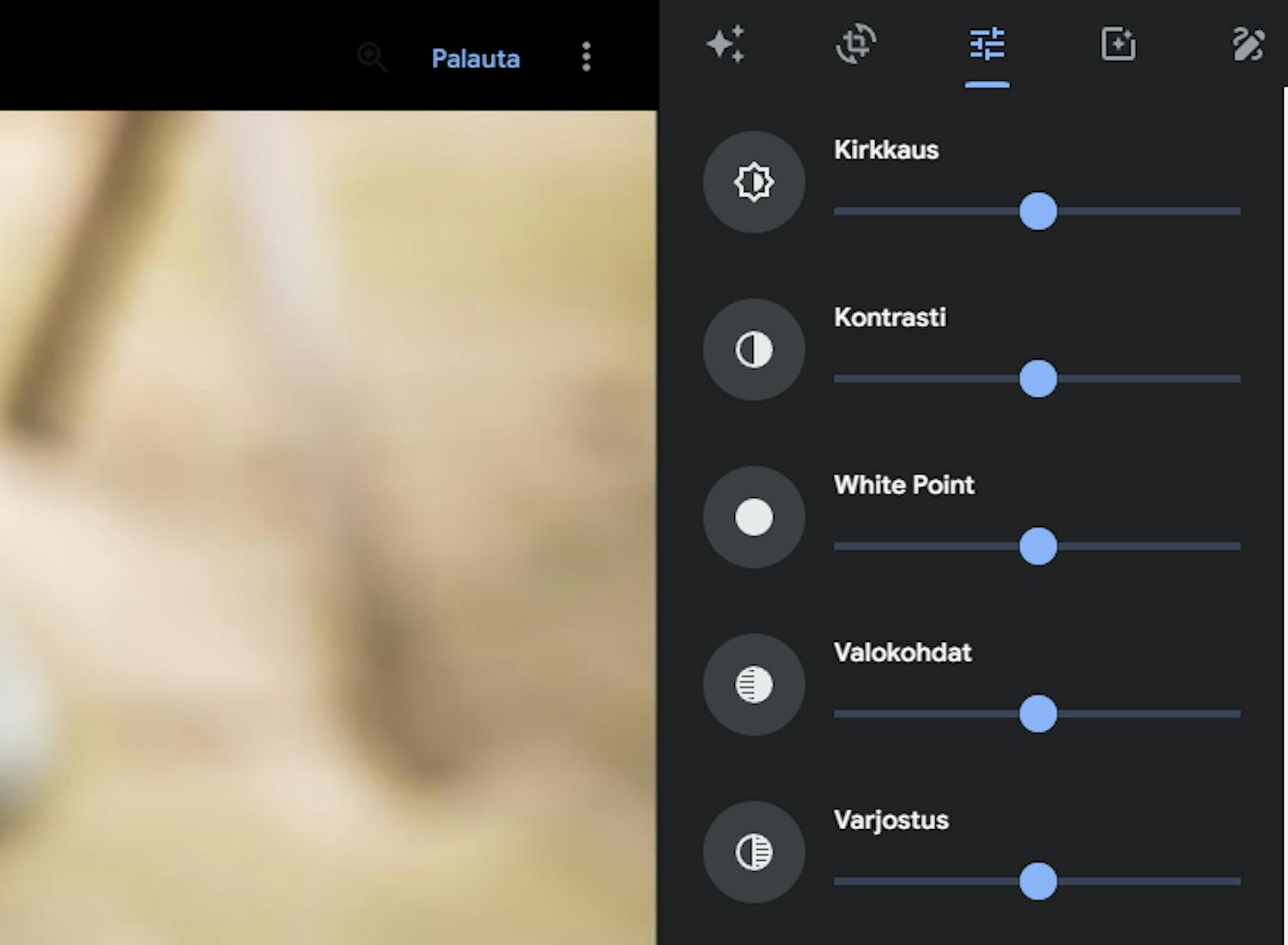 Google Kuvien muokkaustoimintoja Googlen kuvakansioissa on hyvät muokkaustoiminnot